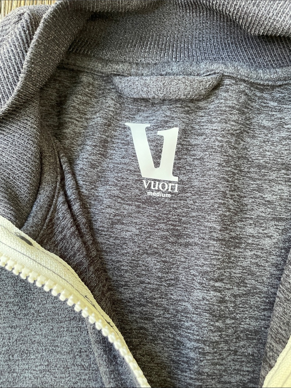 Vuori Eclipse Track Jacket Heather Gray Zip UP Sz M EUC - Picture 3 of 7